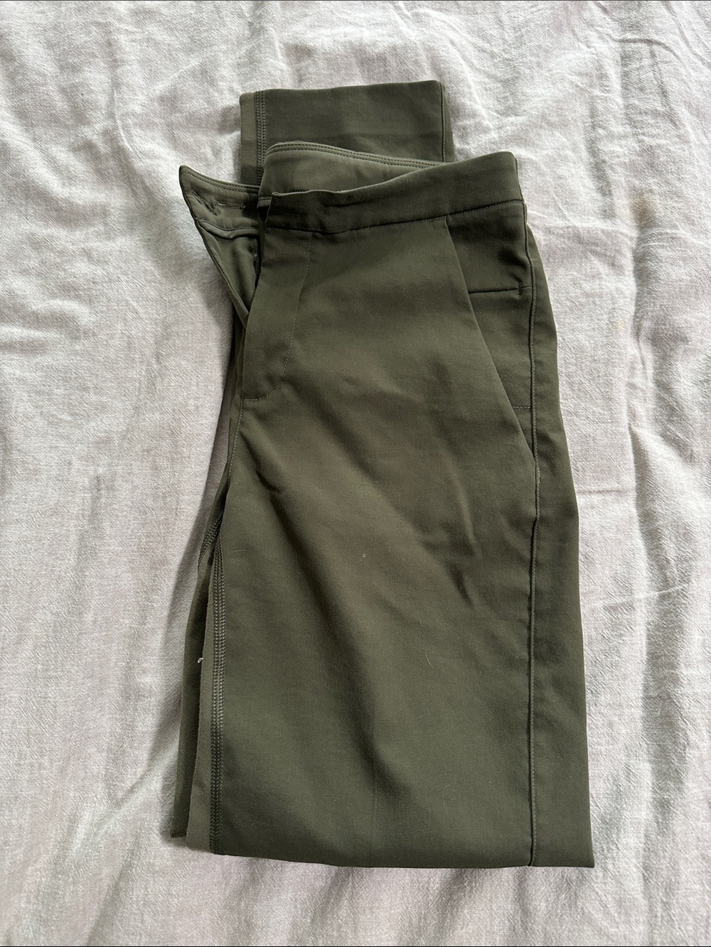 Women’s Olive Green Athleta Stretch Pants